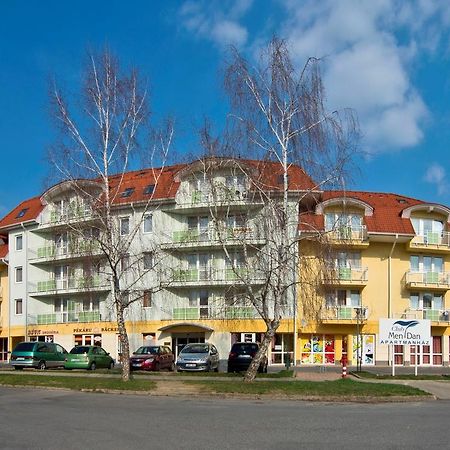 Club Mendan Aparthotel ซาลาคาโรส ภายนอก รูปภาพ